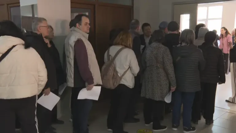 d0bdcb5d46351ac05e3b4faaa42f7101