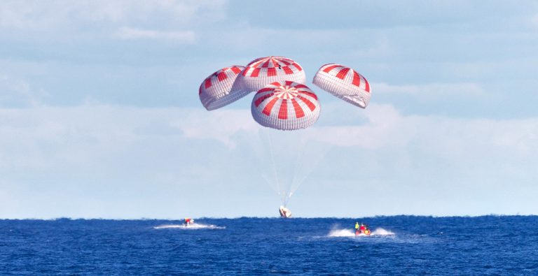 First-Crew-Dragon-Splashdown-scaled