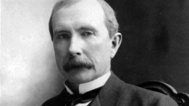 12-te-pravila-nai-bogatiia-biznesmen-322