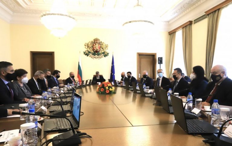 f55d7c652be3c182e3867f924463cfde